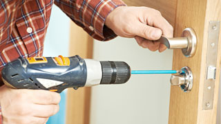 Automotive Locksmith at 02184, Massachusetts